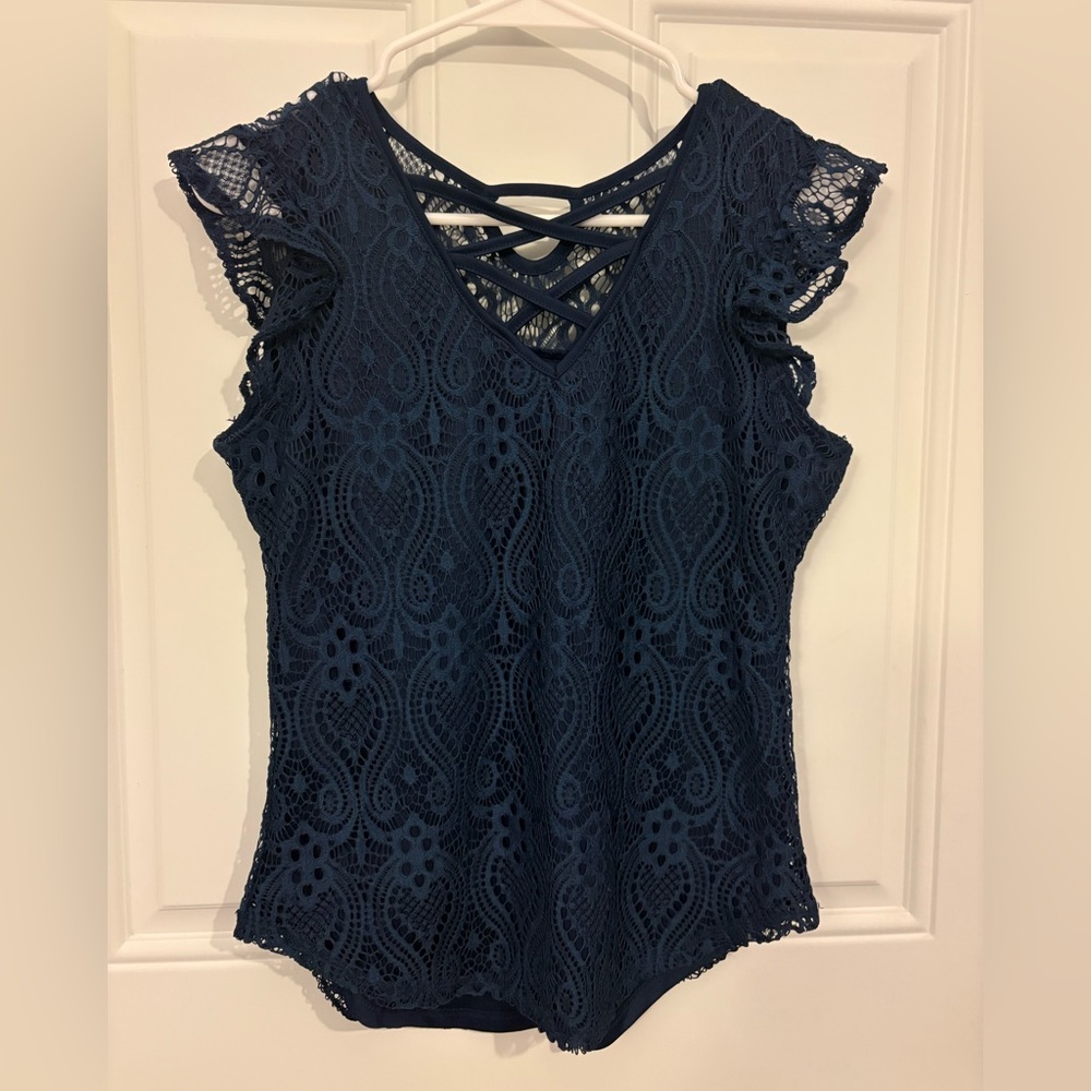 No Boundaries Juniors Medium Navy Blue Cap Sleeve Crisscross V-Neck Top